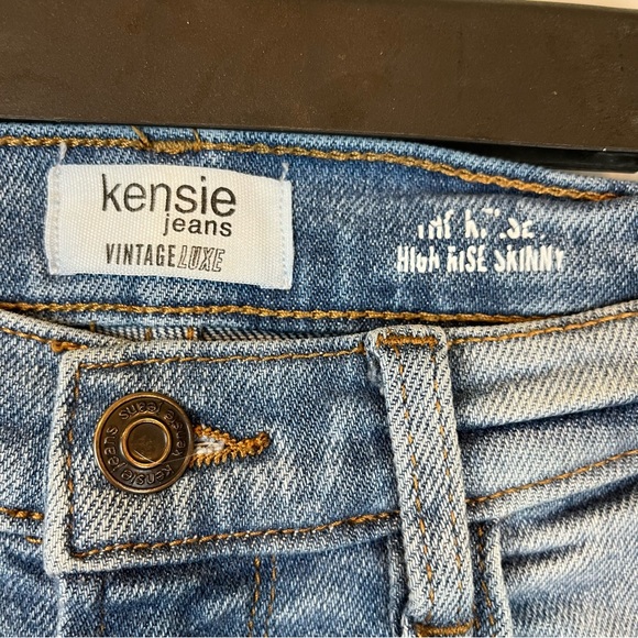 Kensie Jeans Vintage Luxe High Rise Skinny Raw Hem Distressed Jeans Size 4/27 - Picture 4 of 12